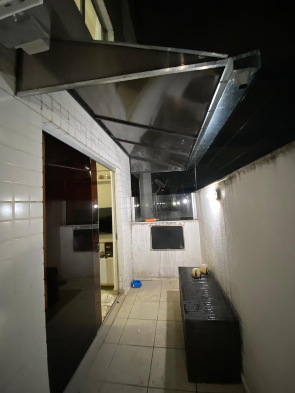 Varanda com toldo